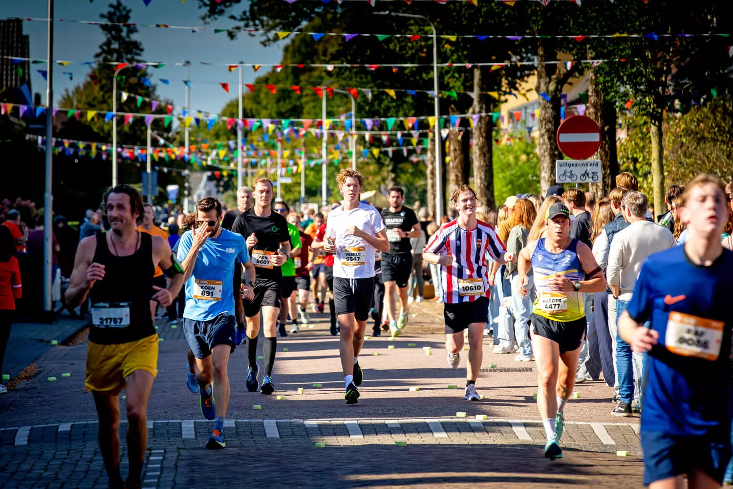 Hoe plan je jouw hardloopjaar? Van voorjaarsklassiekers tot winterse trails