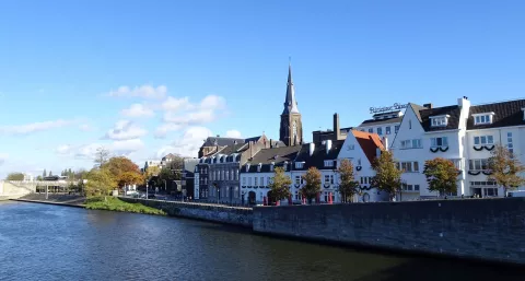 Maastrichts Mooiste 2025: hardlopen, heuvels en Limburgse vlaai